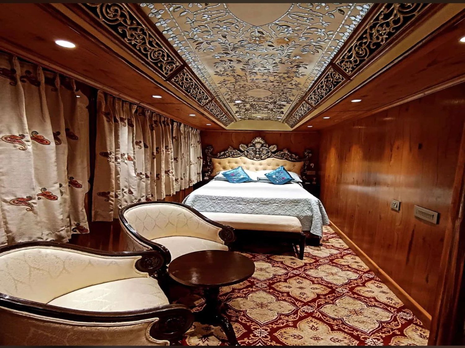 Deluxe Cabin